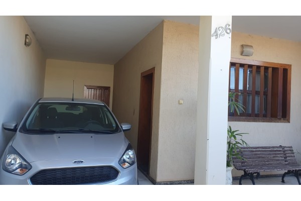 Casa Comercial