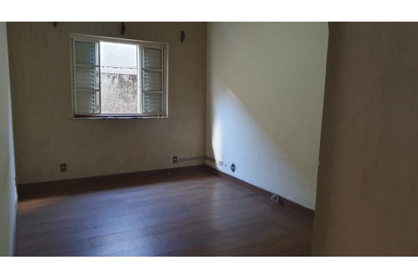 Casa Comercial