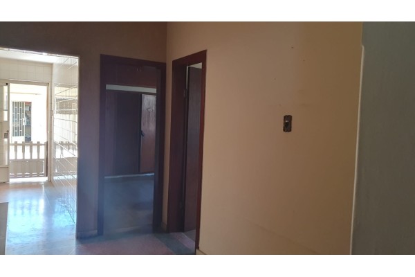Casa Comercial