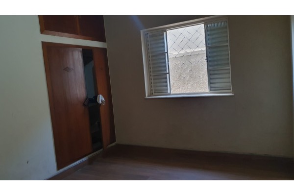 Casa Comercial
