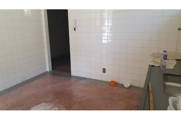 Casa Comercial